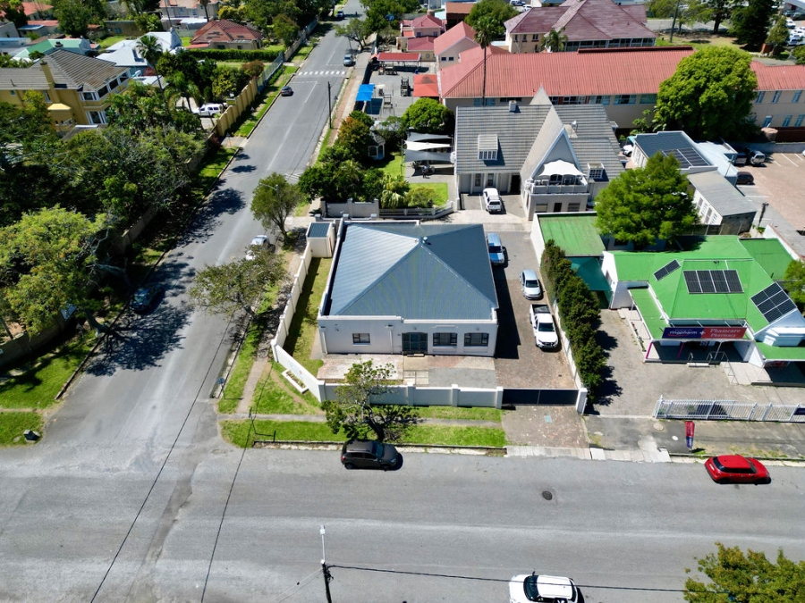 Commercial Property for Sale in Southernwood Eastern Cape